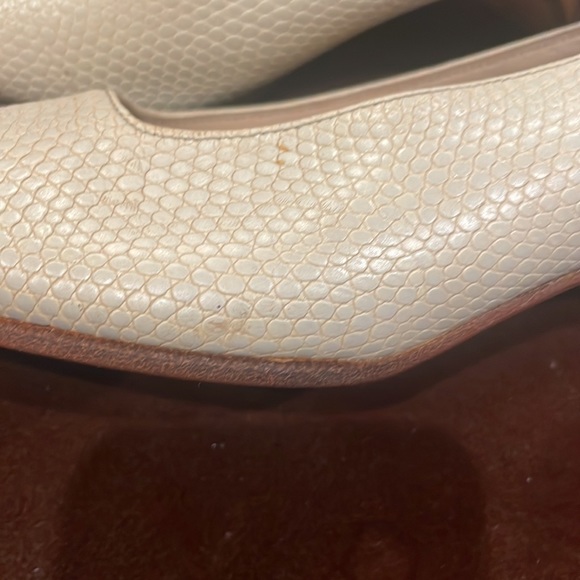 Salvature Ferragamo women / children shoes lightly used size 5 1/2 B. Tan color - Picture 13 of 16